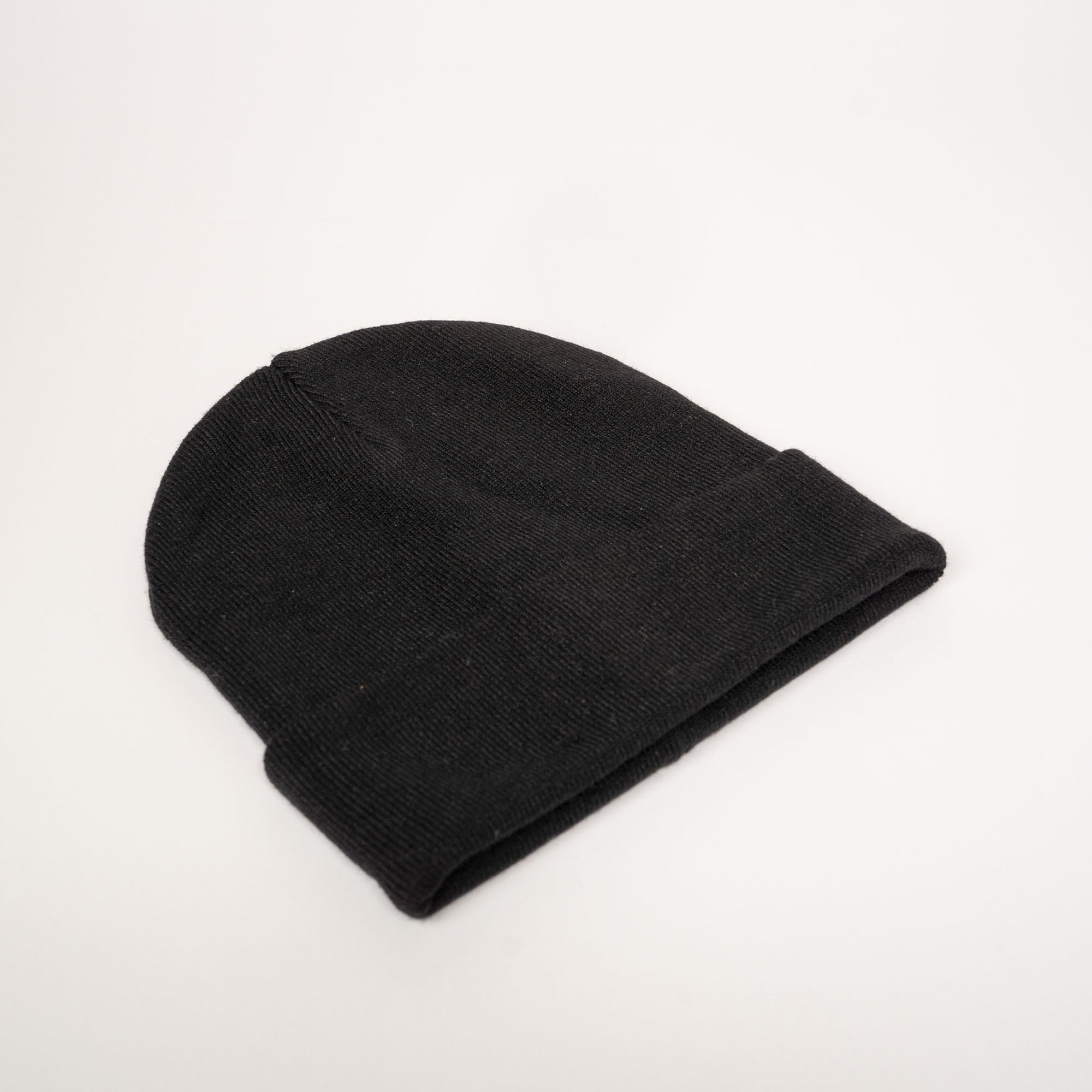 BLENDED BLACK BEANIE